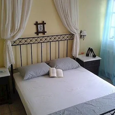 Aelia By Eltheon * Imerovigli (Santorini)